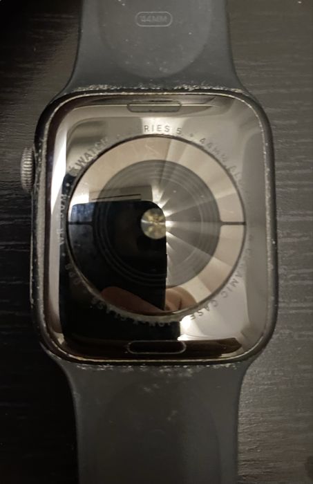 Apple Watch 5 - 44mm