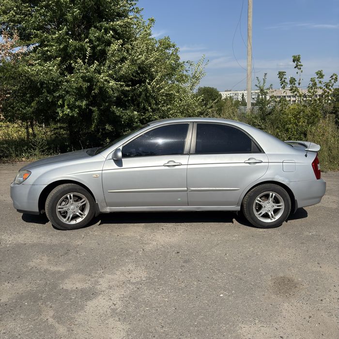 Kia Cerato 1 2005