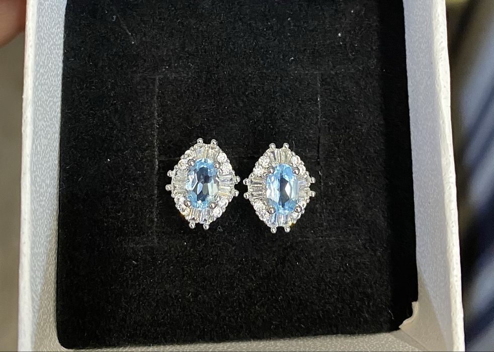 Срібні сережки з натуральним топазом