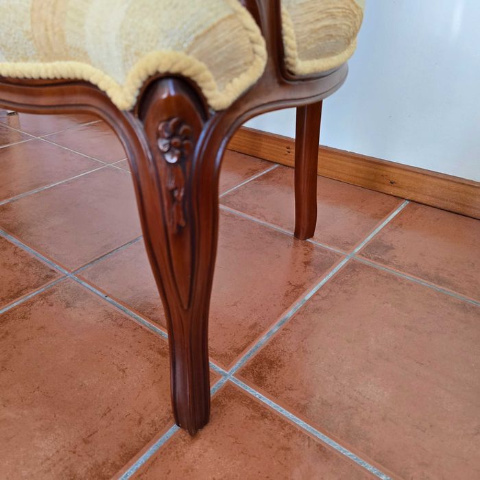 Berger em madeira de cerejeira