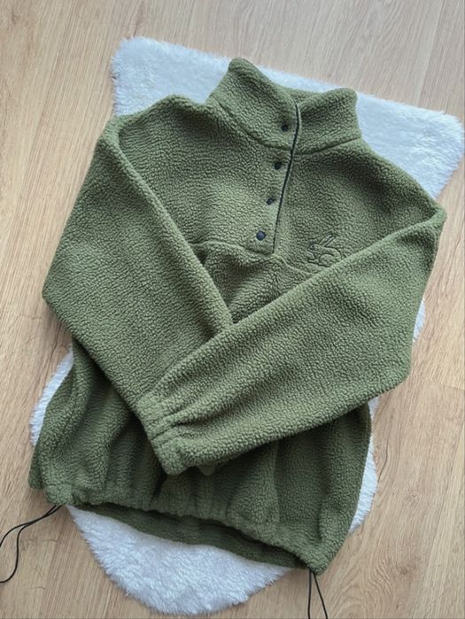 zielony khaki polar z golfem