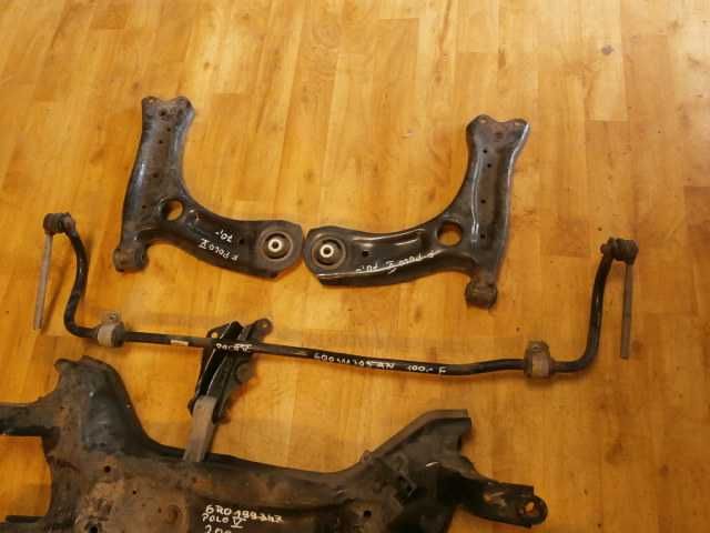 audi seat vw polo V 6R 6C wachacz lewy prawy ładny stan