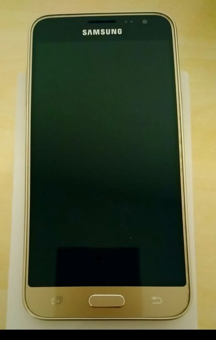 Samsung Galaxy j3 /2016 złoty kolor