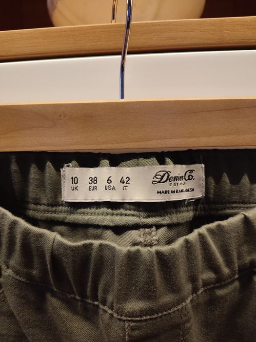 Calças jeggins da Primark, verde tropa, tam38