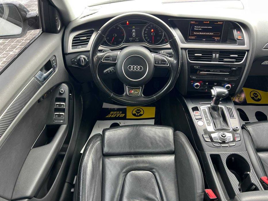 Audi A4     2014