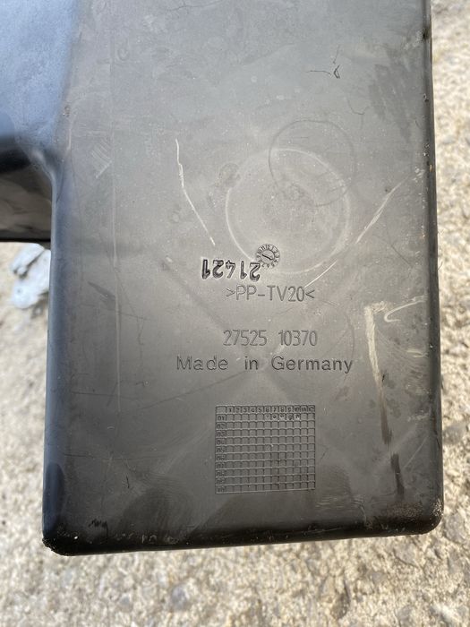 Audi a4b6 avant glosnik tuba subwoofer