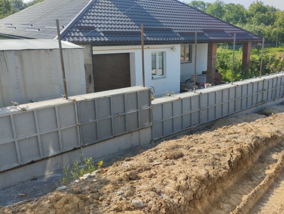 Фундамент под домома и заборы
