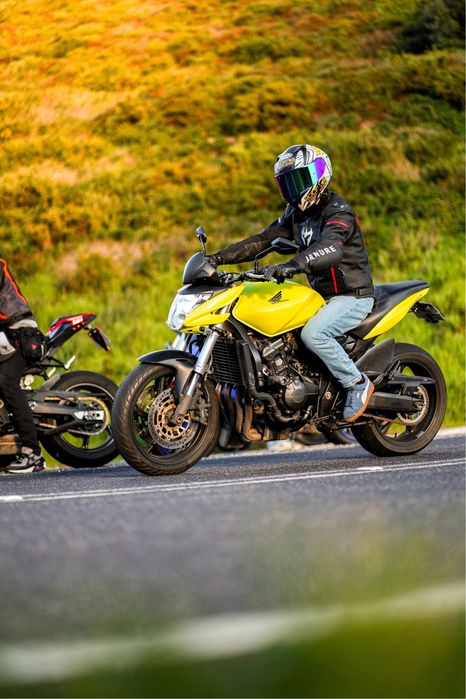 Vendo ou Troco Honda Hornet 600
