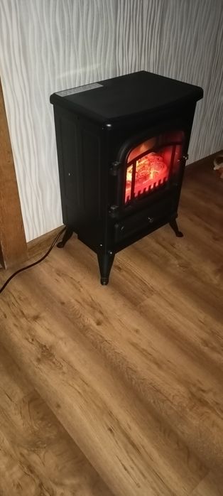 Kominek elektryczny