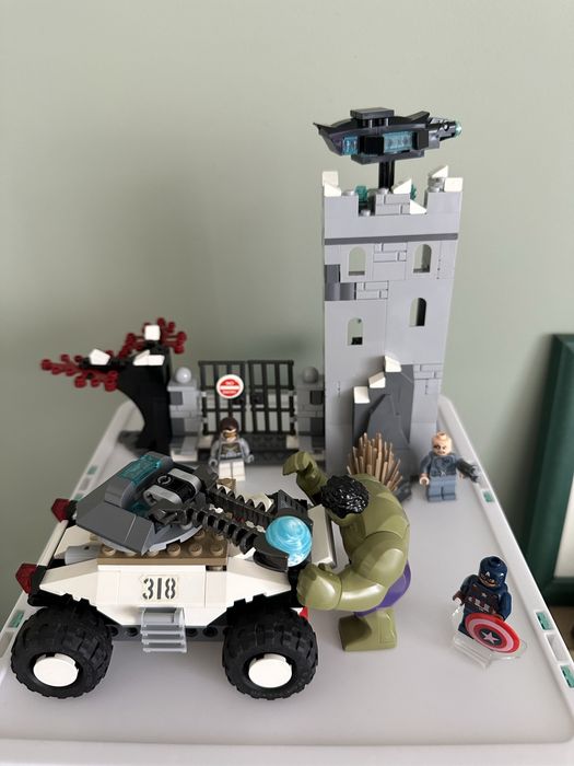 Lego Marvel Super heroes The hydra fortress smash