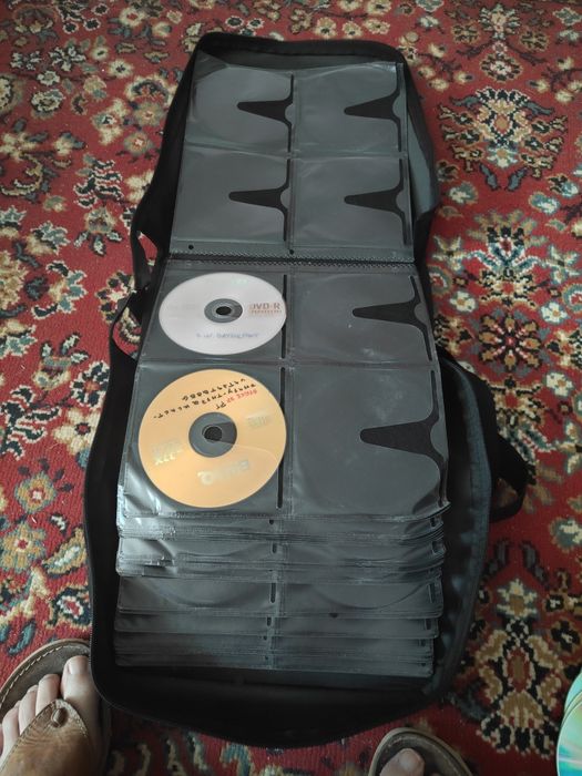 Mala CDs e DVD's