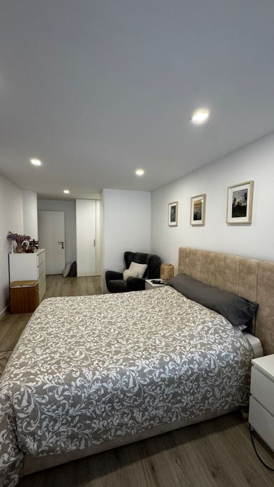 T1+1 com Terraço e Garagem