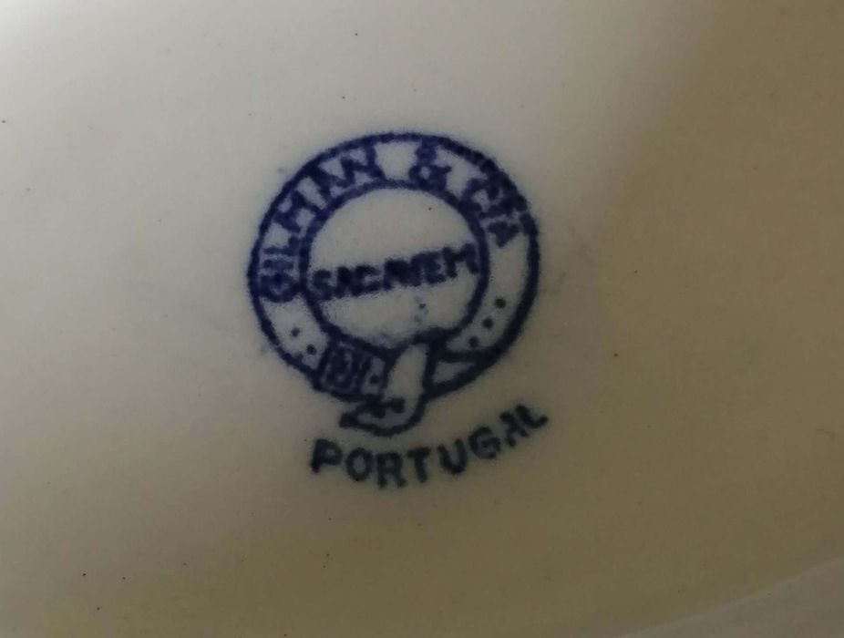 Terrina e travessa motivo Brazil Sacavem 1894
