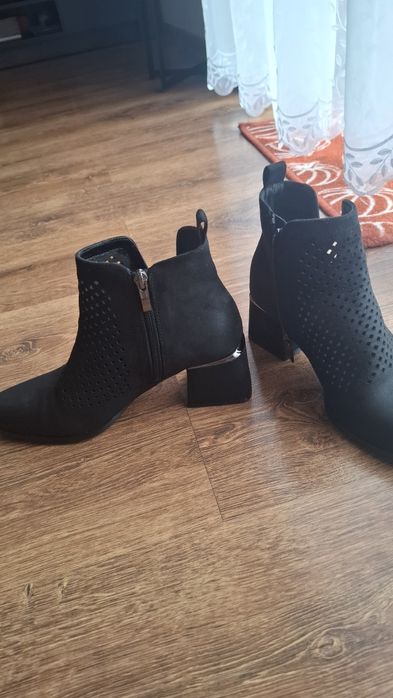 Botki wiosenne Born2be