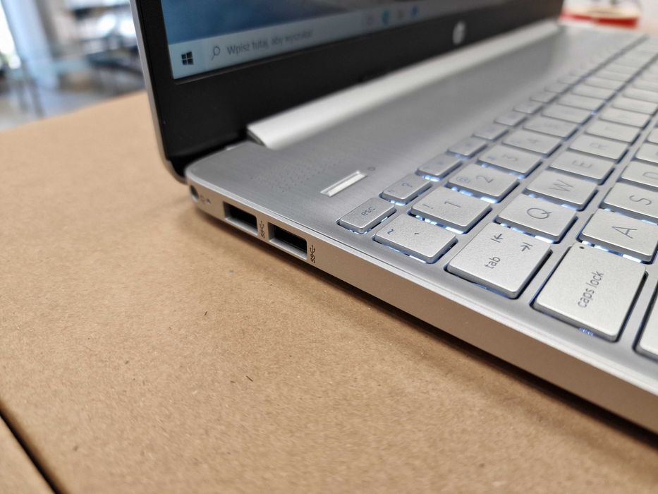 HP 15s fq1102nw/ i3-1005G1/ 16GB/ 256GB/ 15.6" FHD/ W10/ Grade A