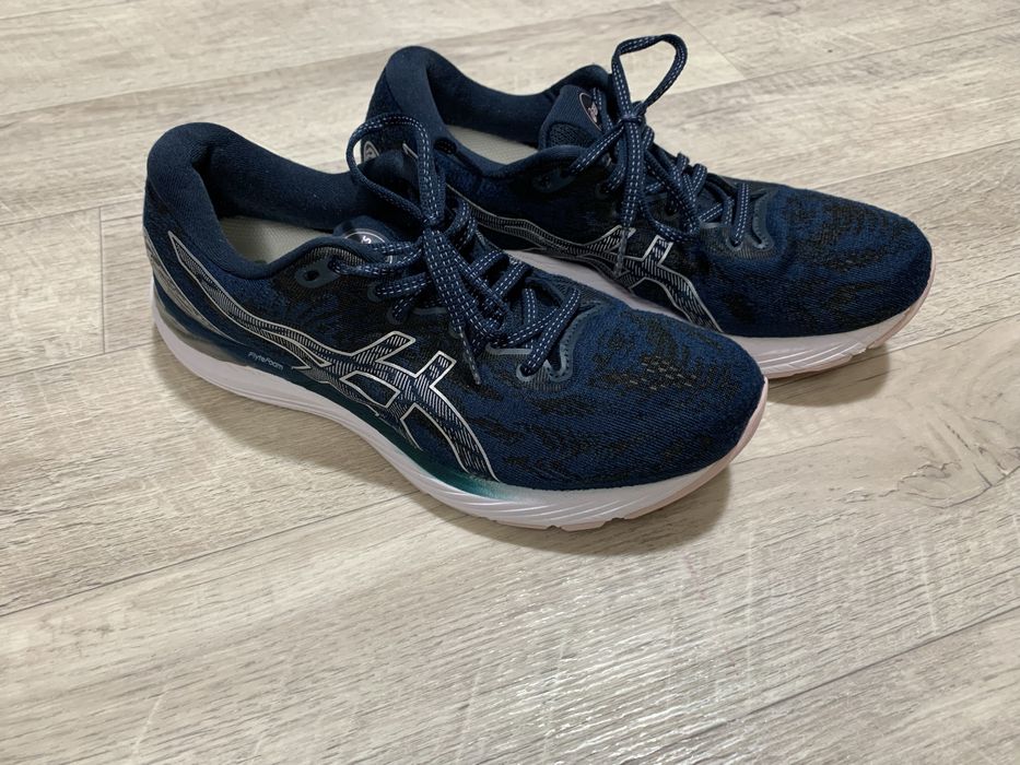 Кросівки ASICS gel cumulus 23. 40-40,5 оригінал