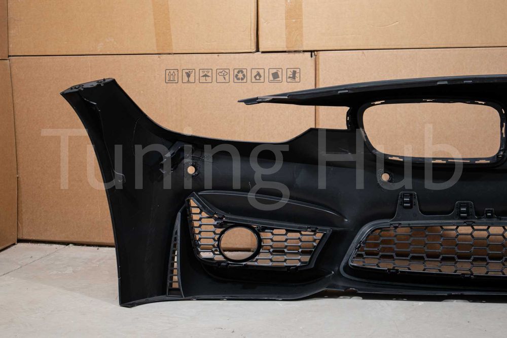 Передній бампер BMW F30 F31 (2012-2018) Стиль M3 F80 (Під туманки)