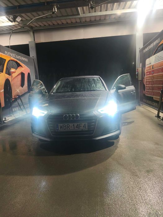 audi a4b9 limousine