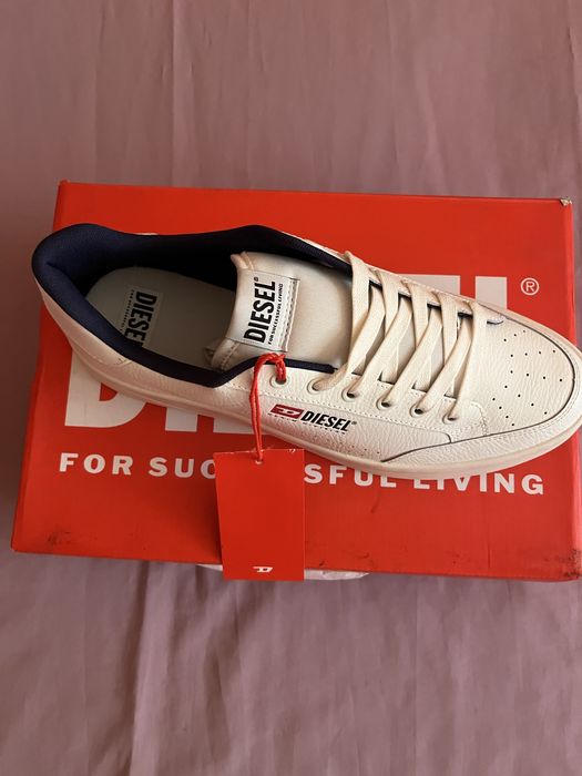 Wyprzedaż sneakersy męskie Diesel.