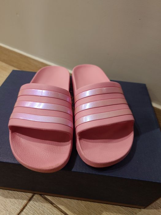 Шлепанцы Adidas 37р.
