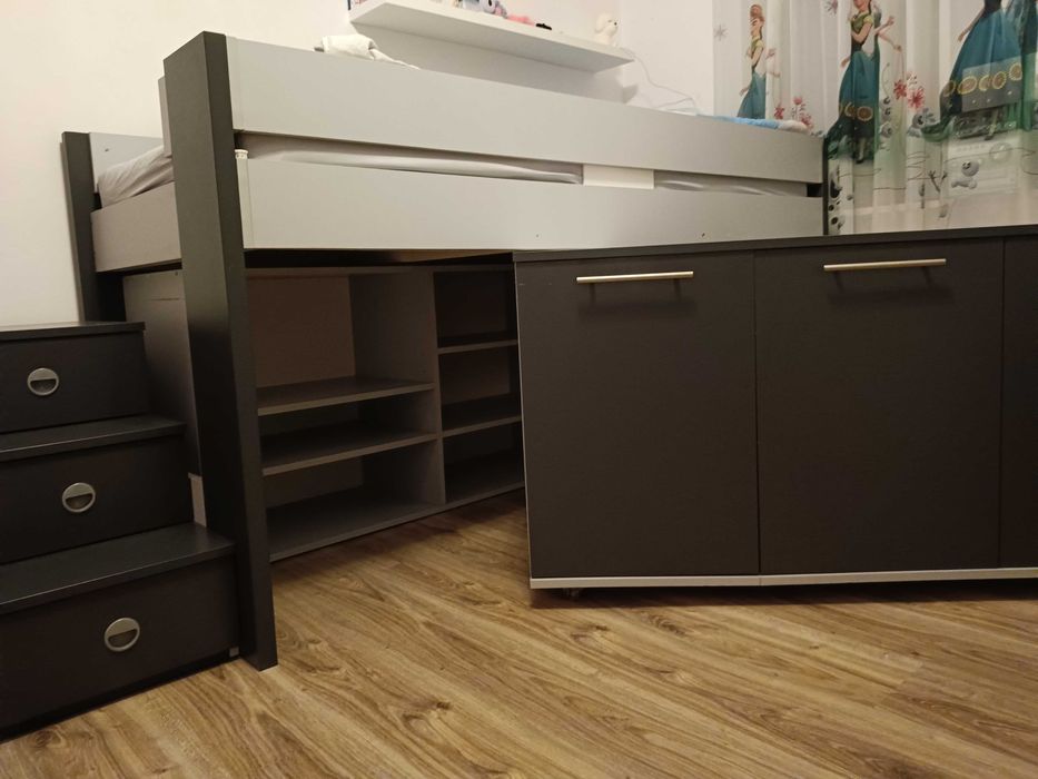 Sprzedam łóżko piętrowe