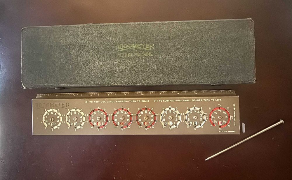 Vendo 2 calculadoras muito antigas