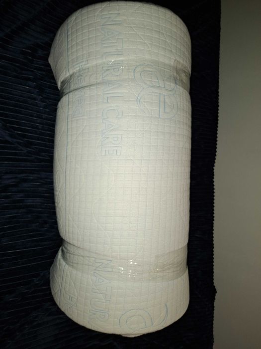 Materac lateksowy Hevea 160×80 cm, wys. 11 cm – bardzo dobry stan