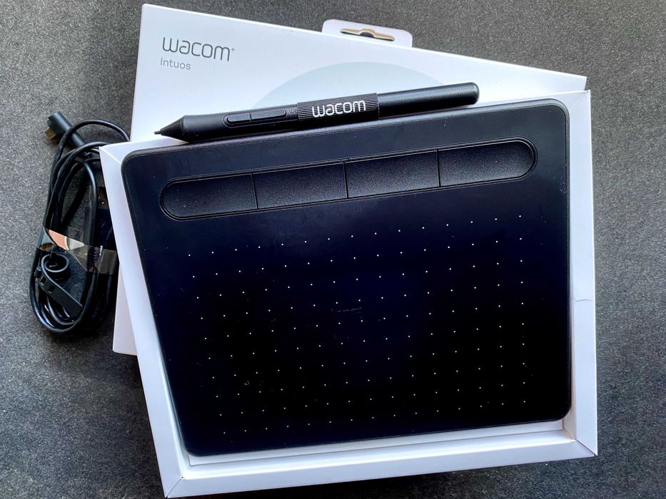 Wacom Intuos Pen Tablet