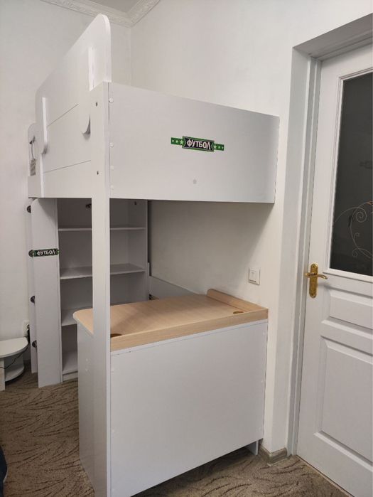 Ліжко дитяче  в хорошому стані