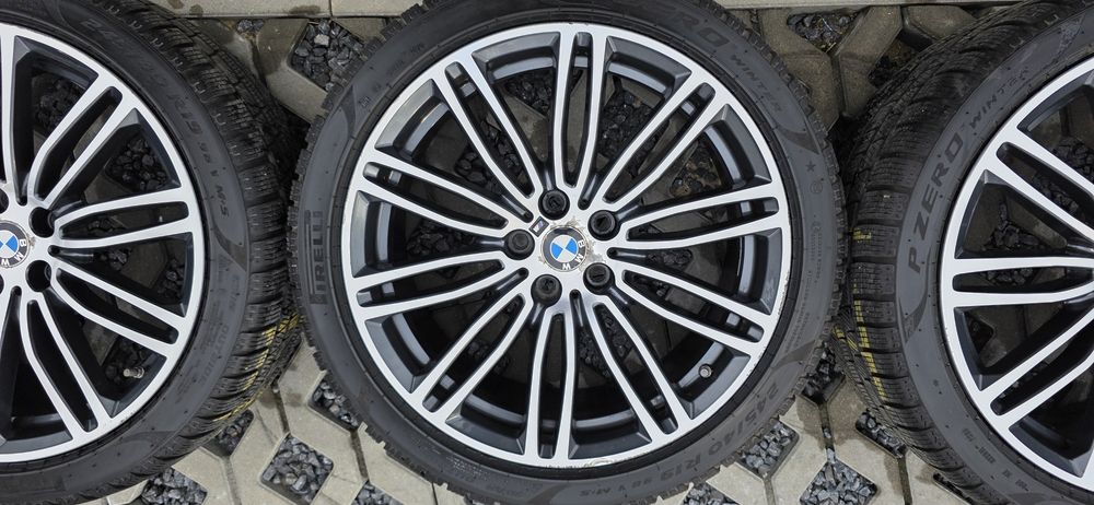 Felgi BMW 19” Styling 664M OEM G30 G31 5x112 ET30 ET44 + opony zimowe