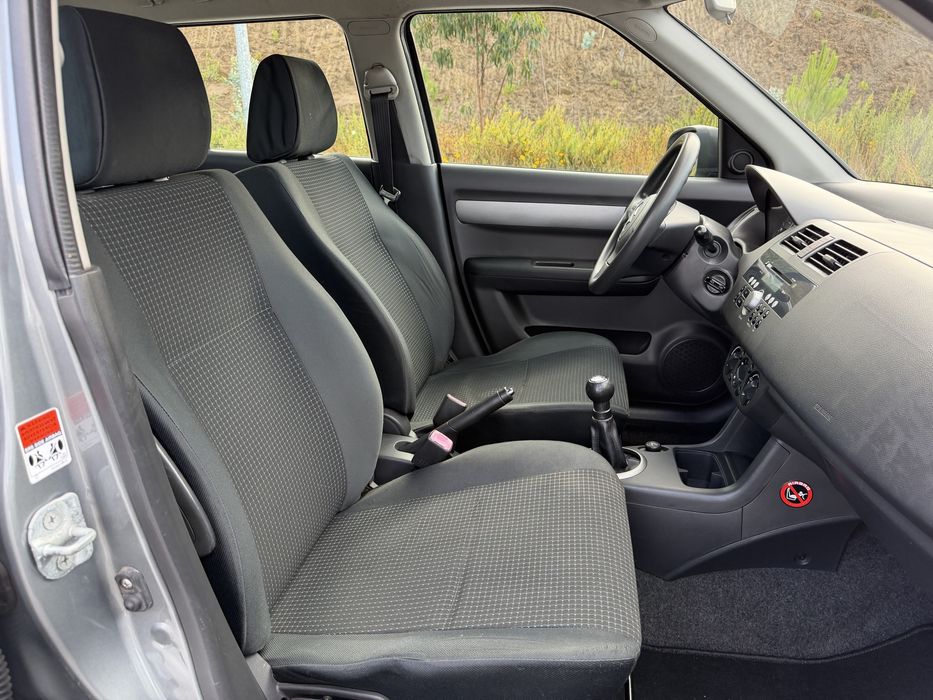 Suzuki Swift 1.3 Nacional 166mil kms