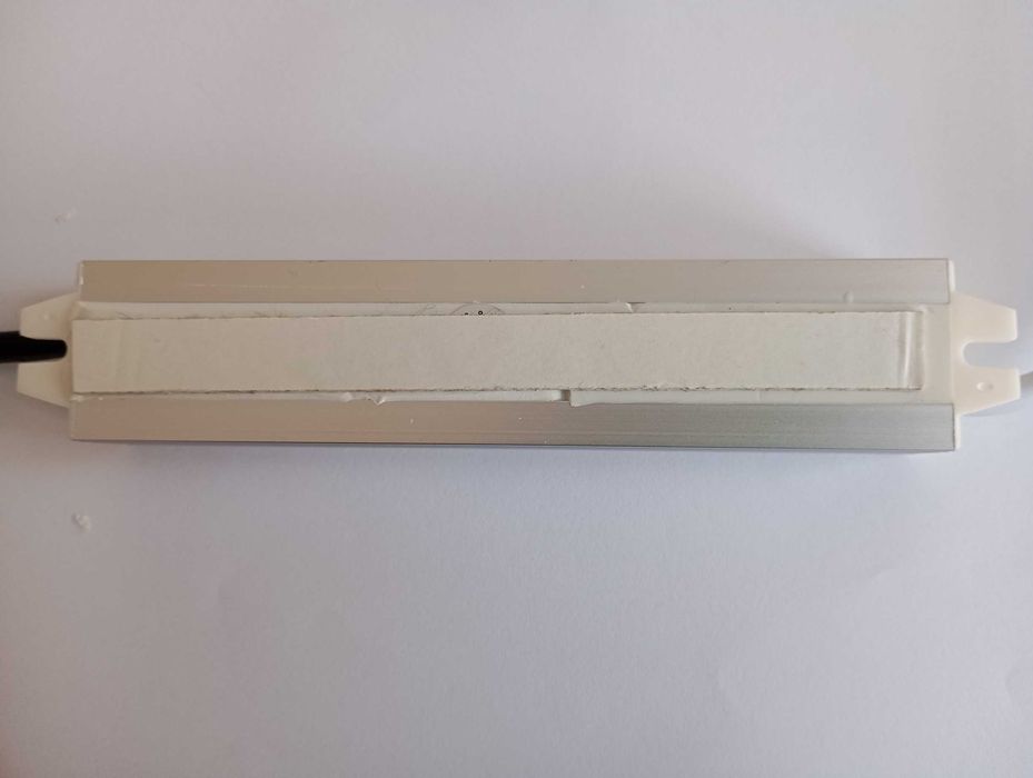 ZASILACZ 12V 30W LED Wodoodporny Hermetyczny Do Taśm MONO RGB IP67 WĄSKI