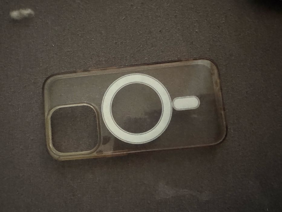 Etui iPhone 15 pro MagSafe – przezroczyste