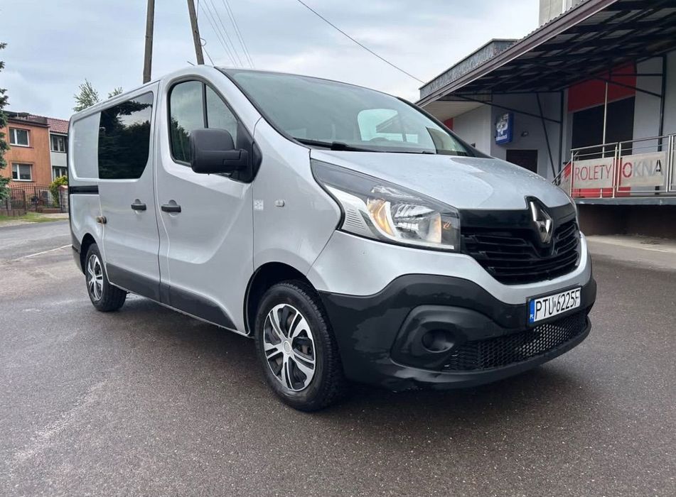 Renault Trafic 6 osobowy Renault Trafic brygadówka