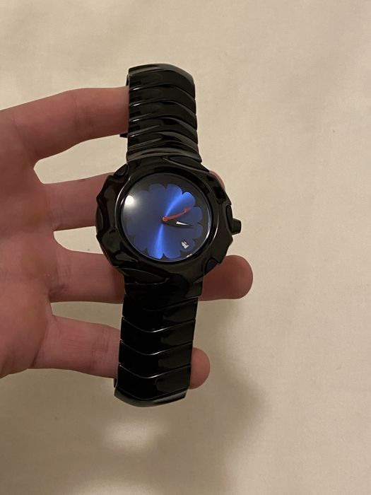 Relogio estilo y2k preto e azul tipo oakley