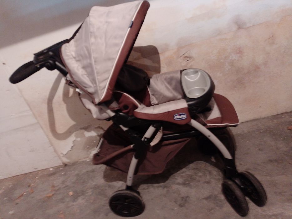 Vendo carrinho de bebe completo con ovo
