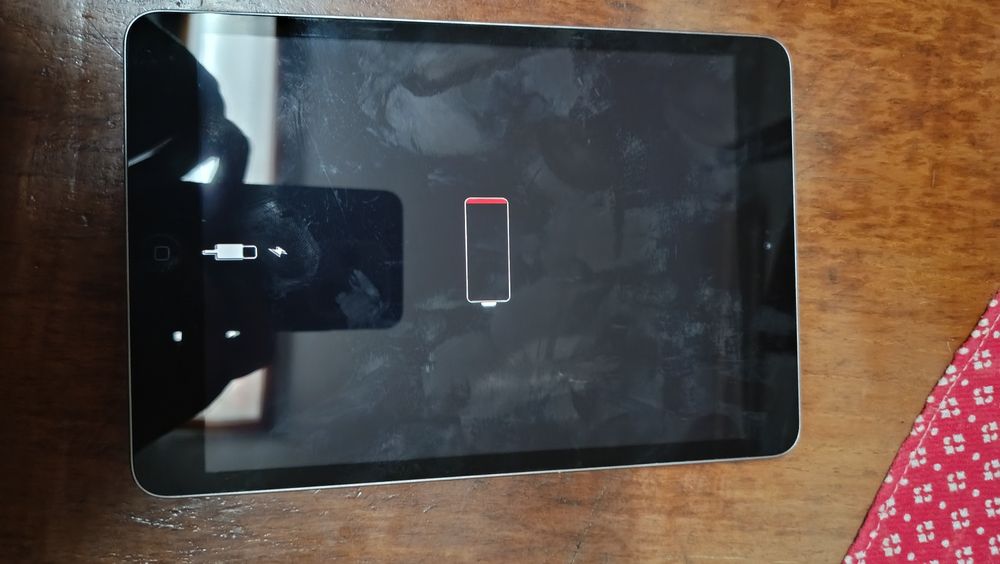 Tablets Apple e Samsung – Venda Completa ou por Peças