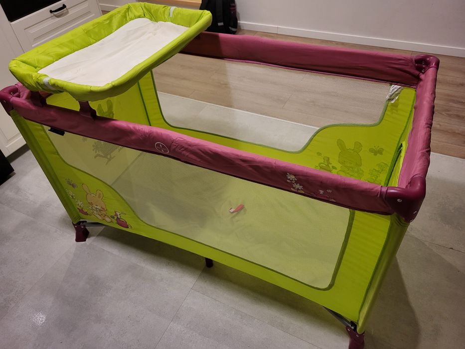 Łóżeczko turystyczne dwupoziomowe