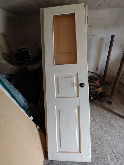 Вікна та двері б/в зі склом та без.