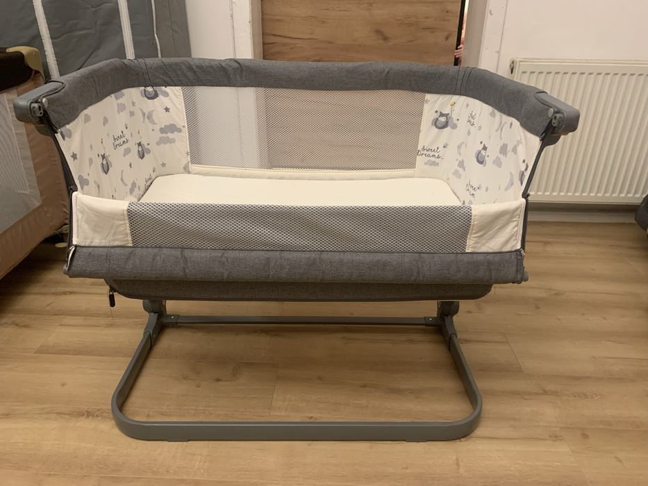 Łóżeczko  dostawne