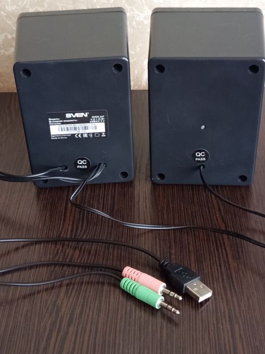 Мультимедийная акустическая система SVEN 247. Компьютерные колонки