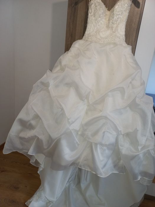 Suknia ślubna gratis welon