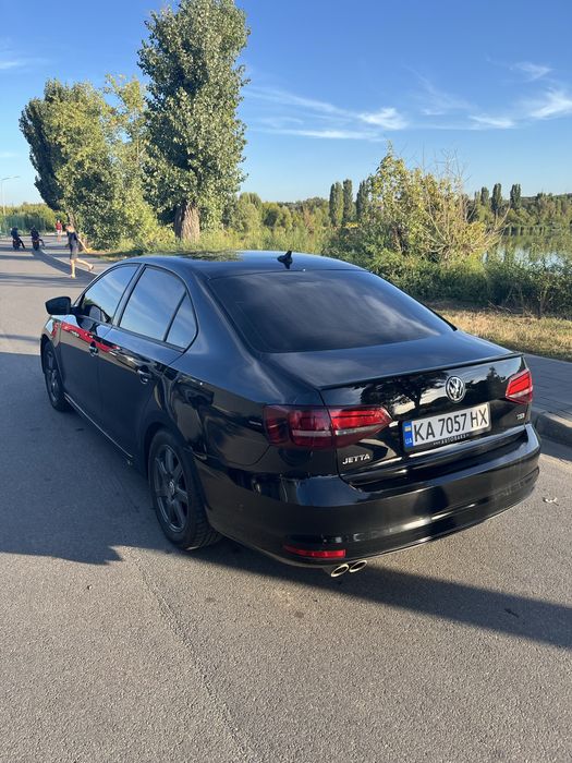 Volkswagen jetta