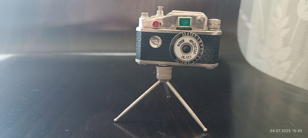 Зажигалка-фотоаппарат бензиновая - "ФОТО-МОЛНИЯ". Есенин.