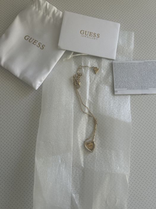 Colar da guess novo