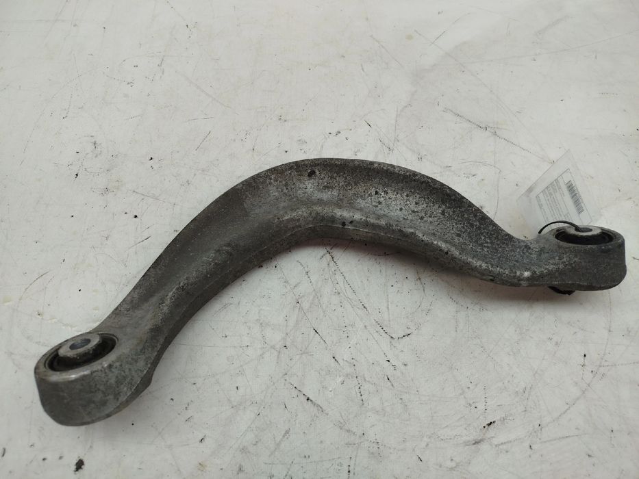 Braço de suspensão trás esquerdo AUDI A6 Avant (4G5, 4GD, C7)