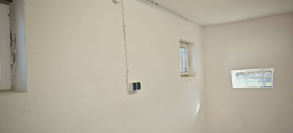 Wynajmę garaże z kanałem i murowane pomieszczenia magazynowe