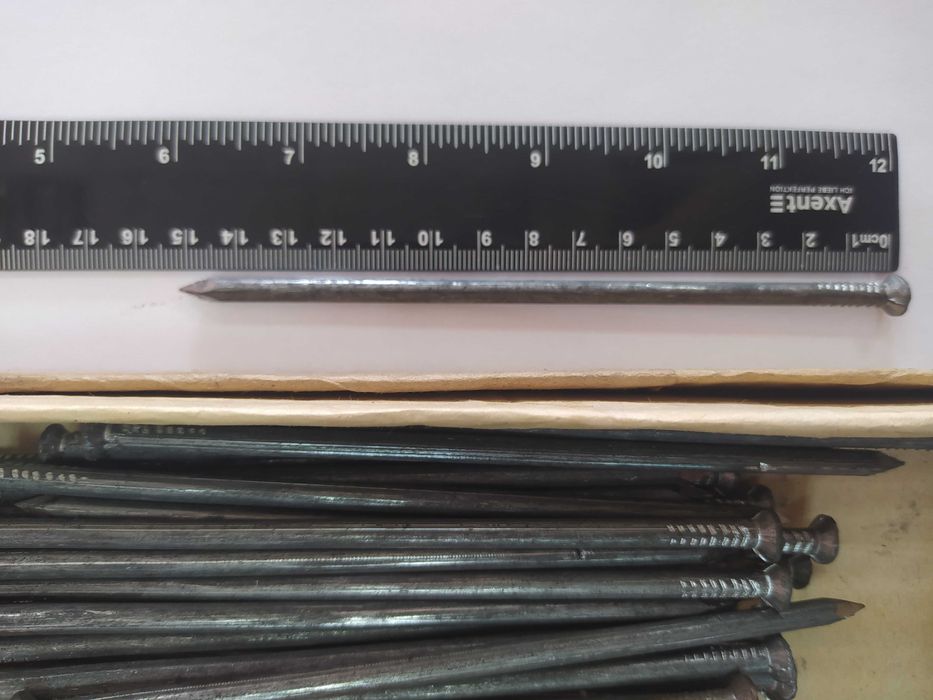 Цвяхи будівельні (в асортименті) 100-4,0