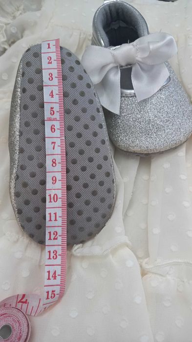 Взуття для дівчинки. Пінєтки