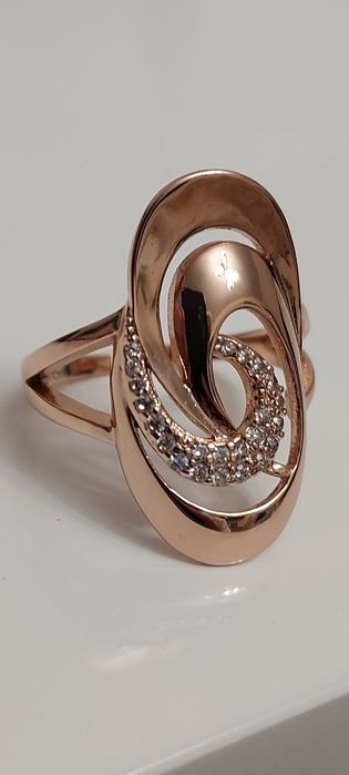 Zjawiskowy pierścień Różowe złoto 585 PROMOCJA!